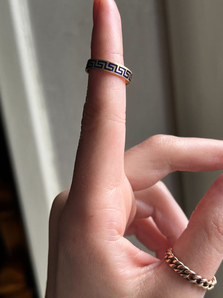 Extremely Rare, Perfectly Hallmarked Greek-Key Band in 18k