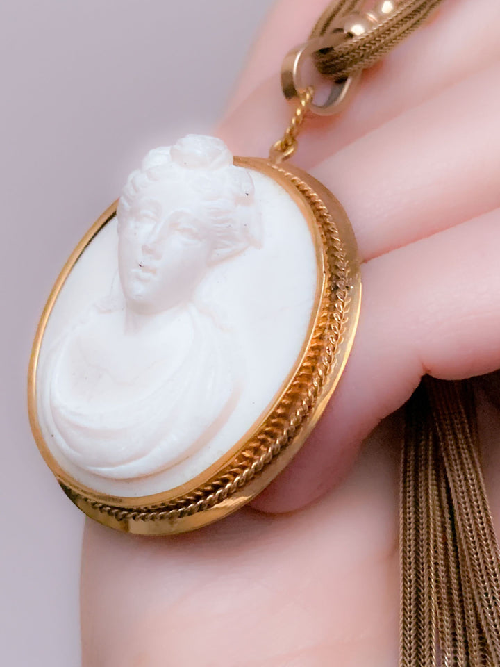 14k Set Italian White Lava Cameo