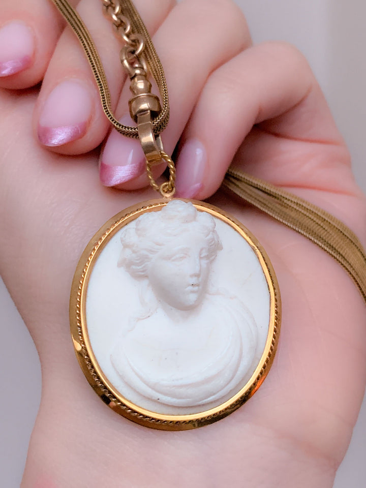 14k Set Italian White Lava Cameo