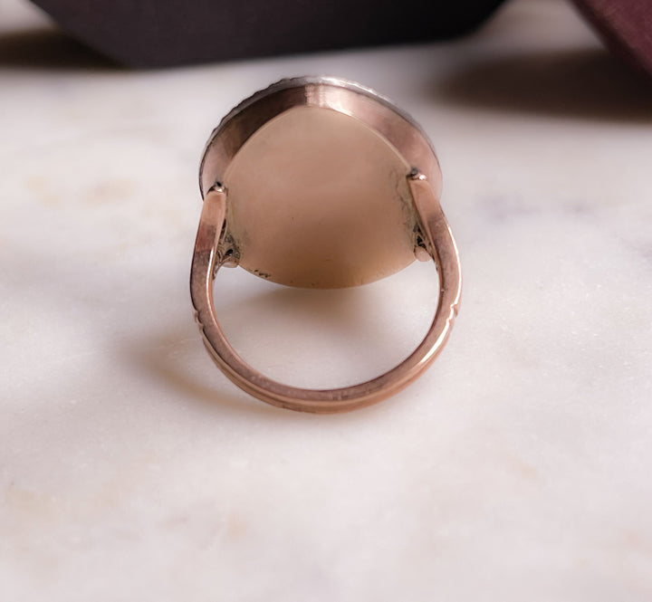 Aphrodite at the Altar of Love Ring