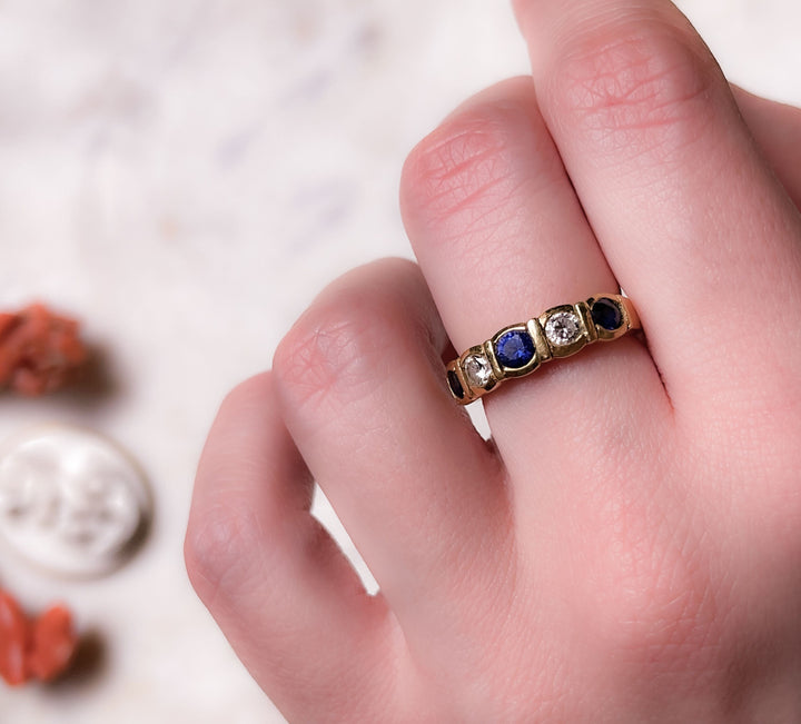 18k Vintage Sapphire and Diamond Ring