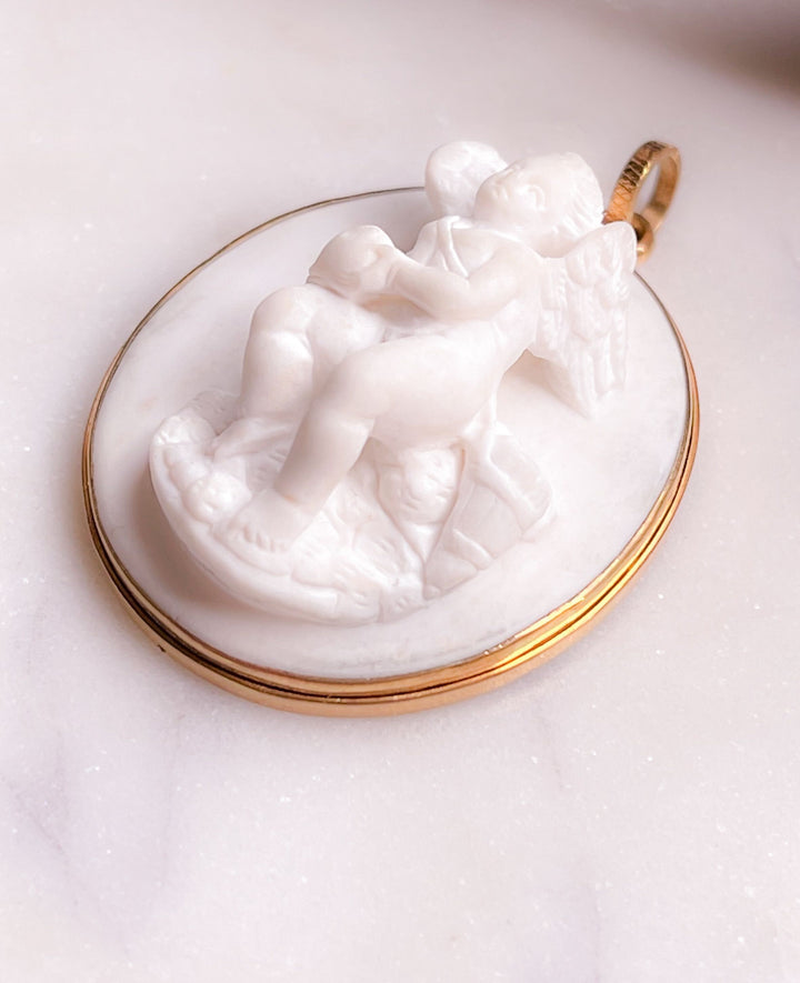 White Lava Cupid in 14k