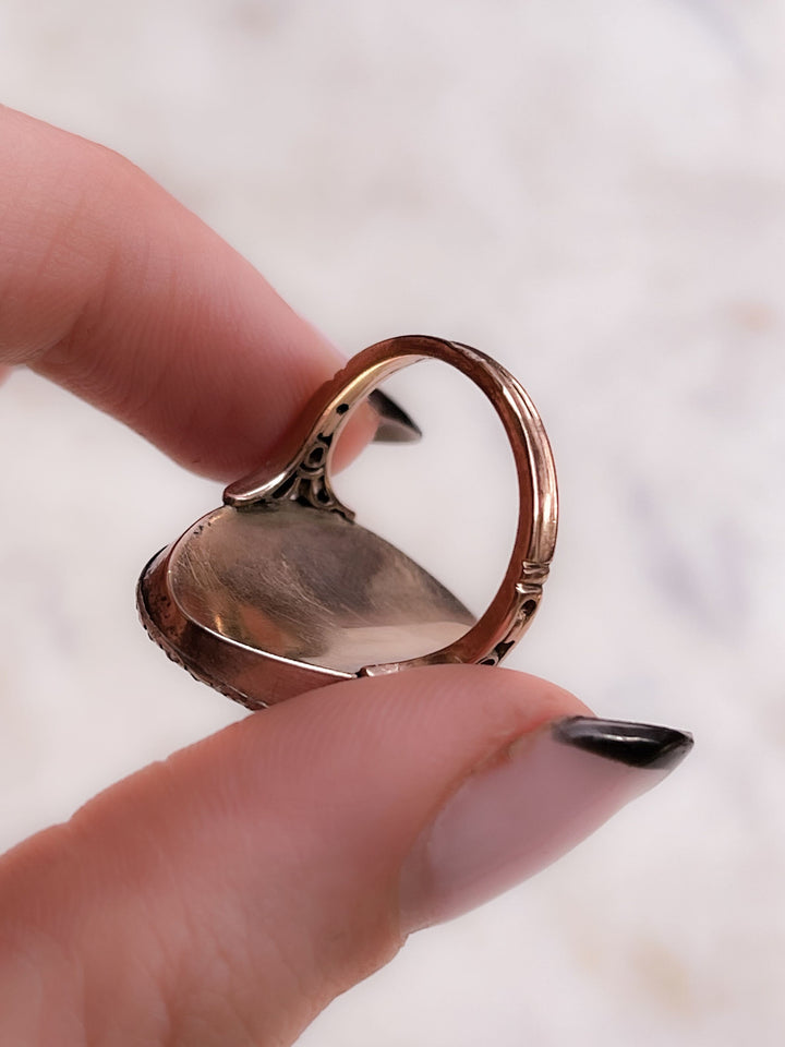 Aphrodite at the Altar of Love Ring