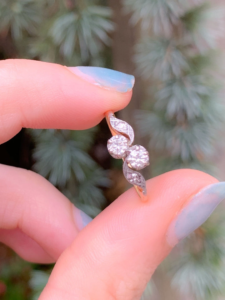 18k Yellow Gold + Platinum Diamond Toi et Moi Ring