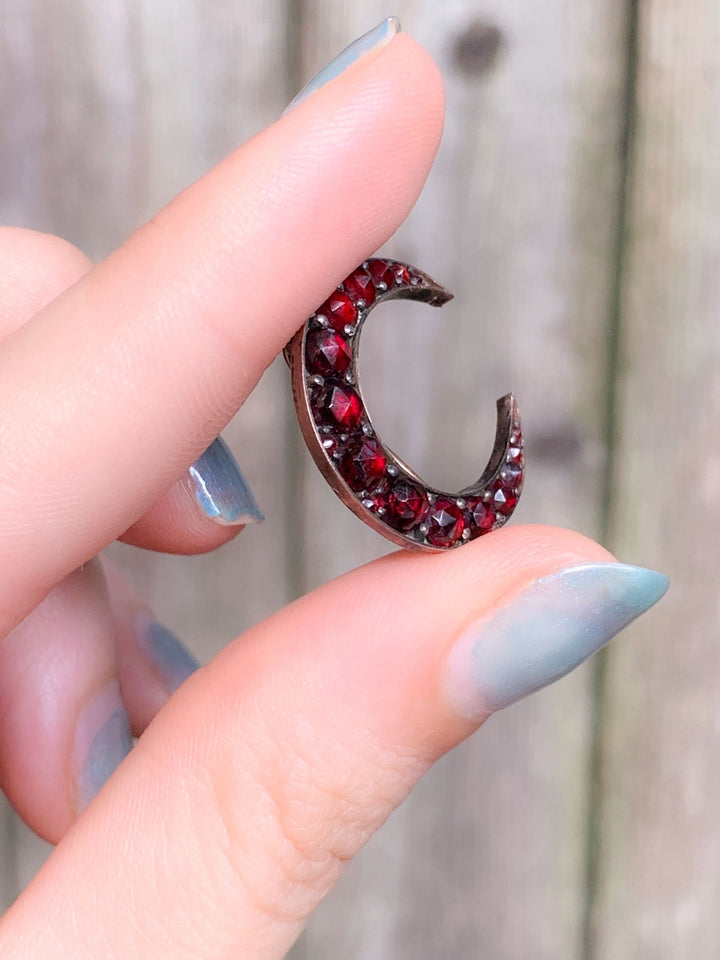 Sumptuous 10k and Sterling American Garnet Crescent