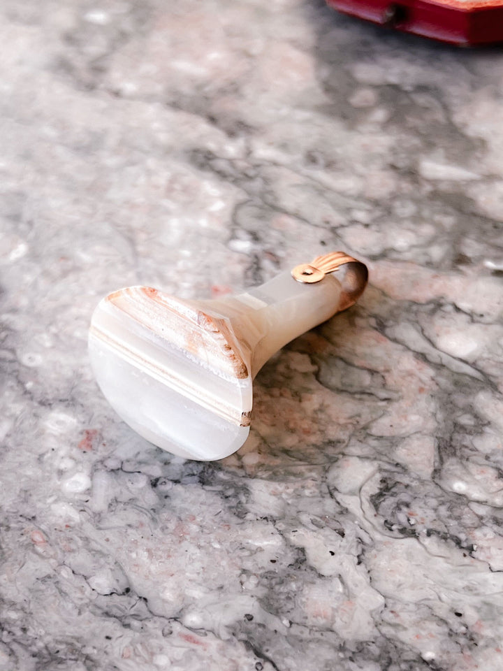 Hefty White Agate and 9k Fob