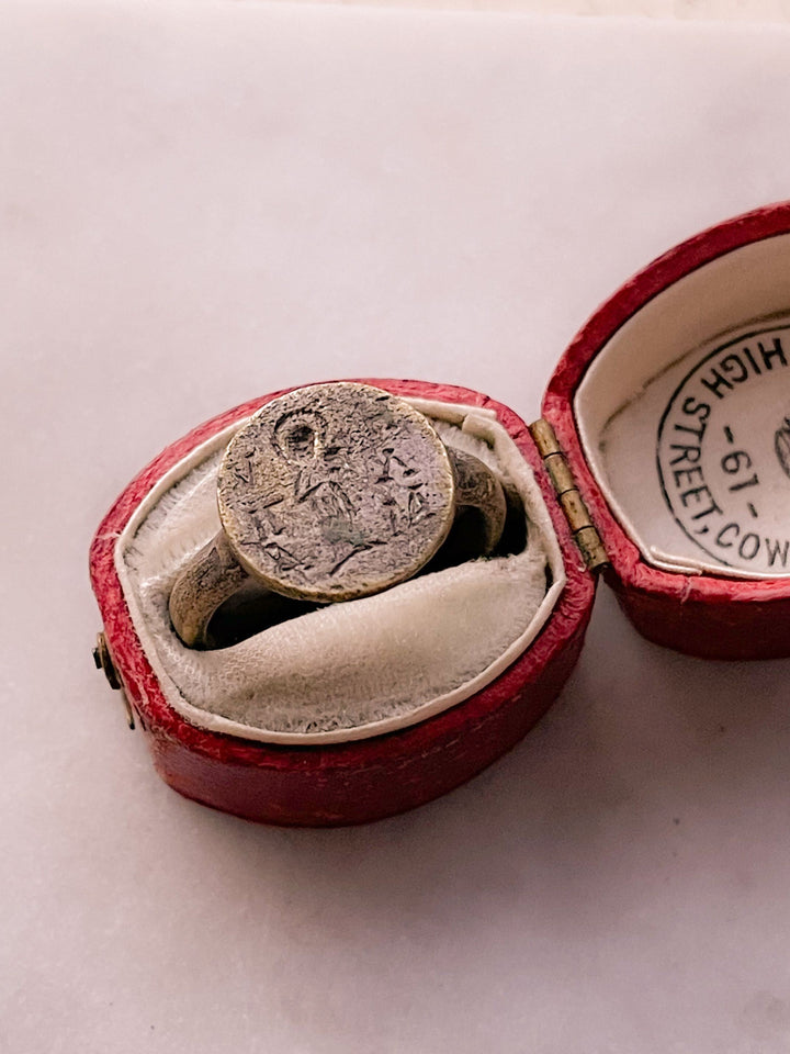 Outstanding Byzantine Ring Featuring Madonna and Child Enthroned