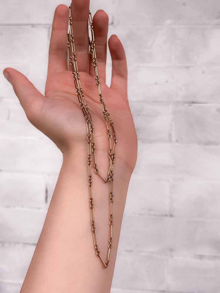 Delightful Victorian Mid-Guard Chain