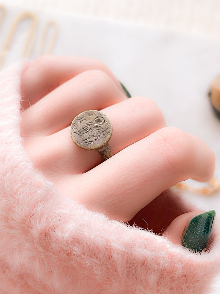 Outstanding Byzantine Ring Featuring Madonna and Child Enthroned