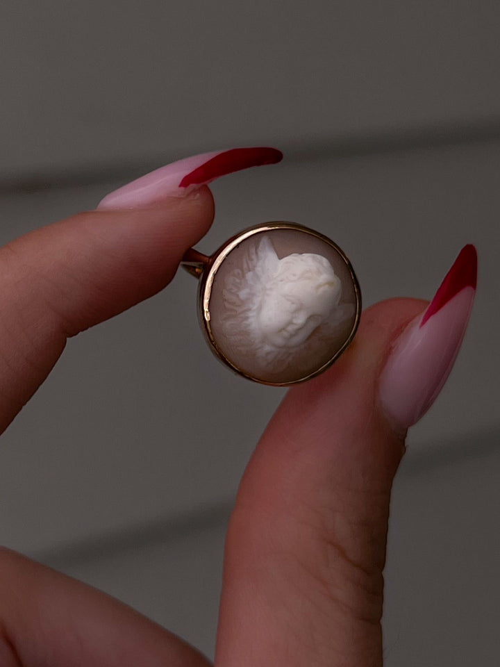 Special Victorian 9k Angel Cameo Ring