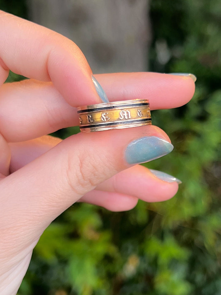 18k Memorial Ring Commemorating Thomas Atkinson, obt 1813