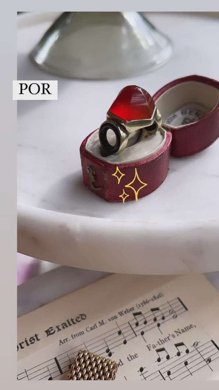 Magnificent Art Deco Carnelian and Onyx Domed Ring
