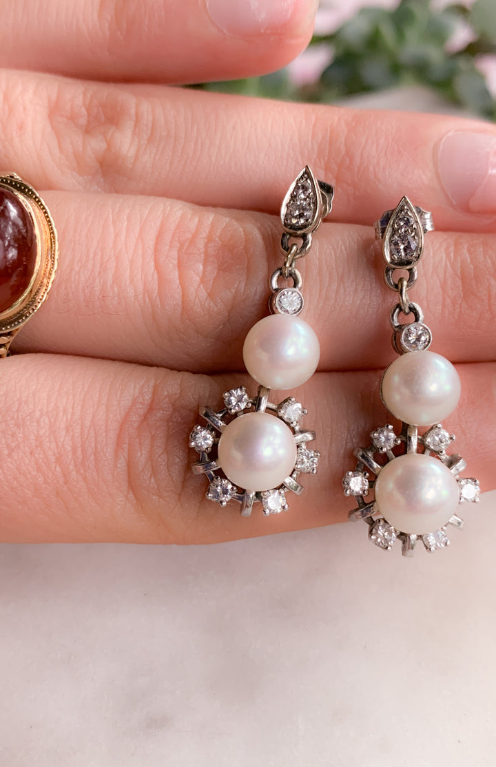 14ct White Gold Pearl Snowflake Earrings circa 1950
