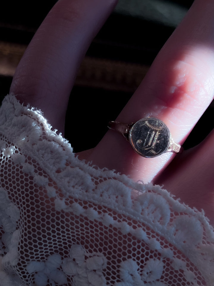Glorious 9ct J Initial Ring c 1880