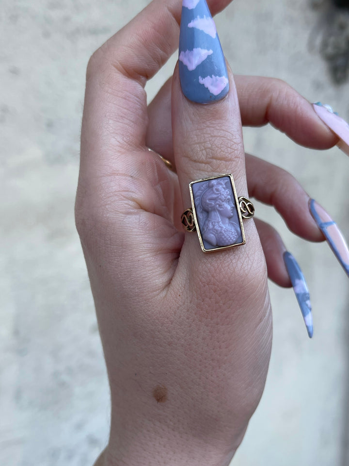 18k Lavender Pat de Verre Cameo Ring