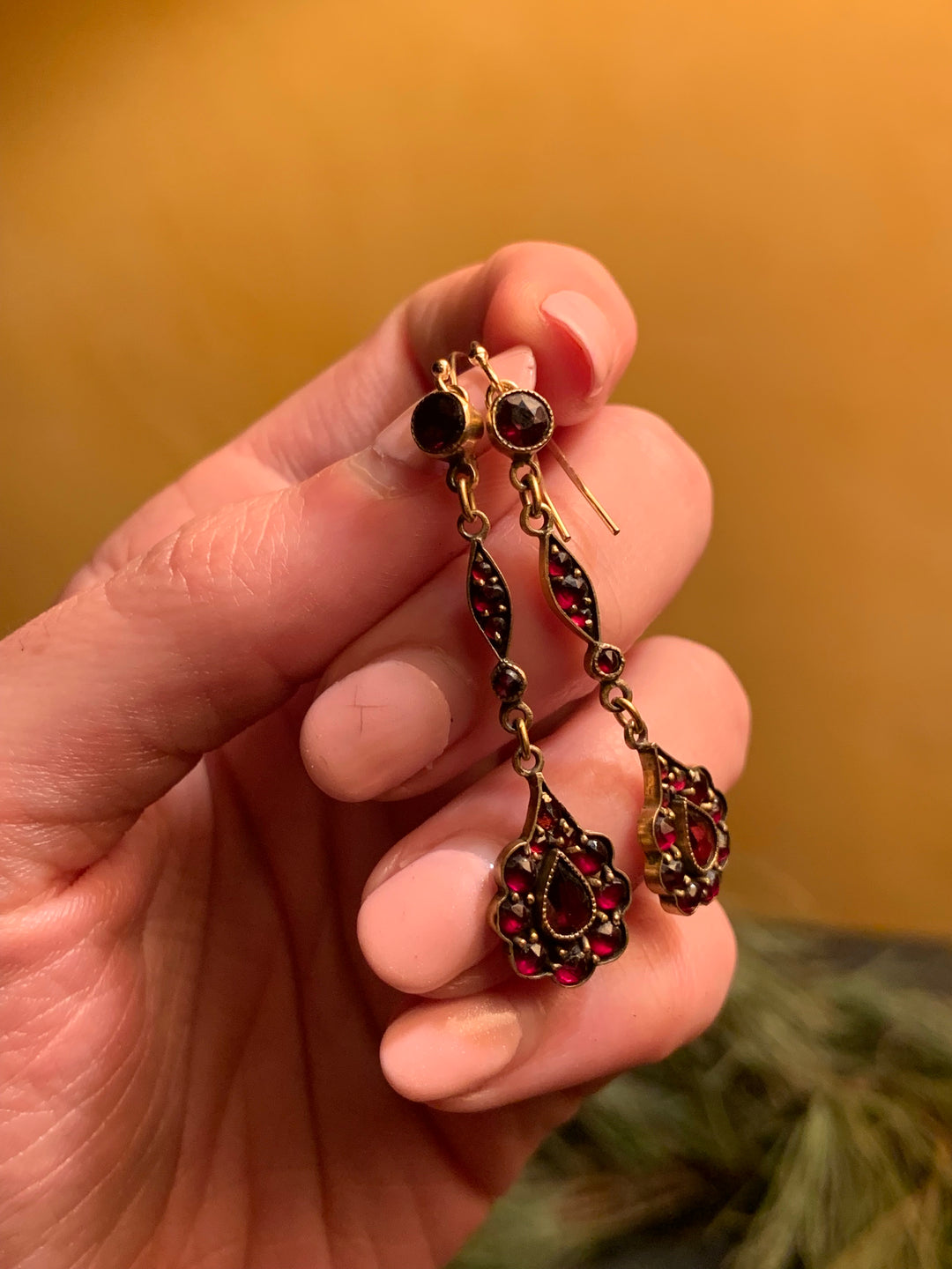 6k Flower Garnet Drop Earrings