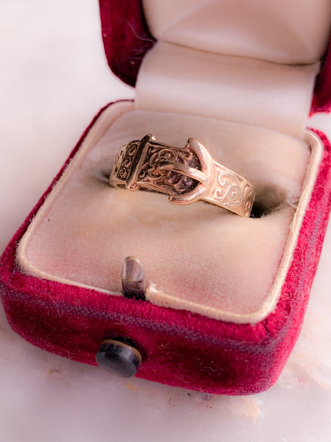 Victorian 9k Buckle Ring