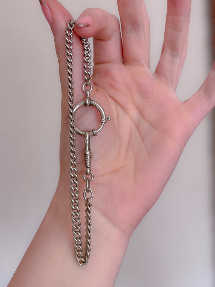 Delightful Silver O ring Clasp Chain