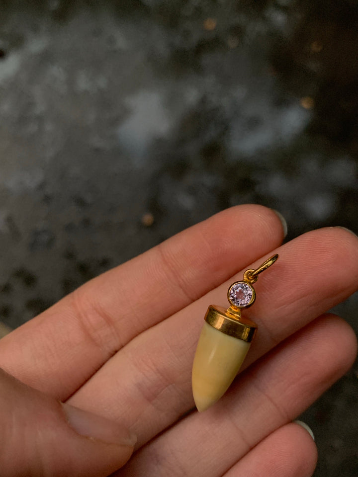 Sapphire-Topped Fang, Curio Original in 14ct, 1.5” length