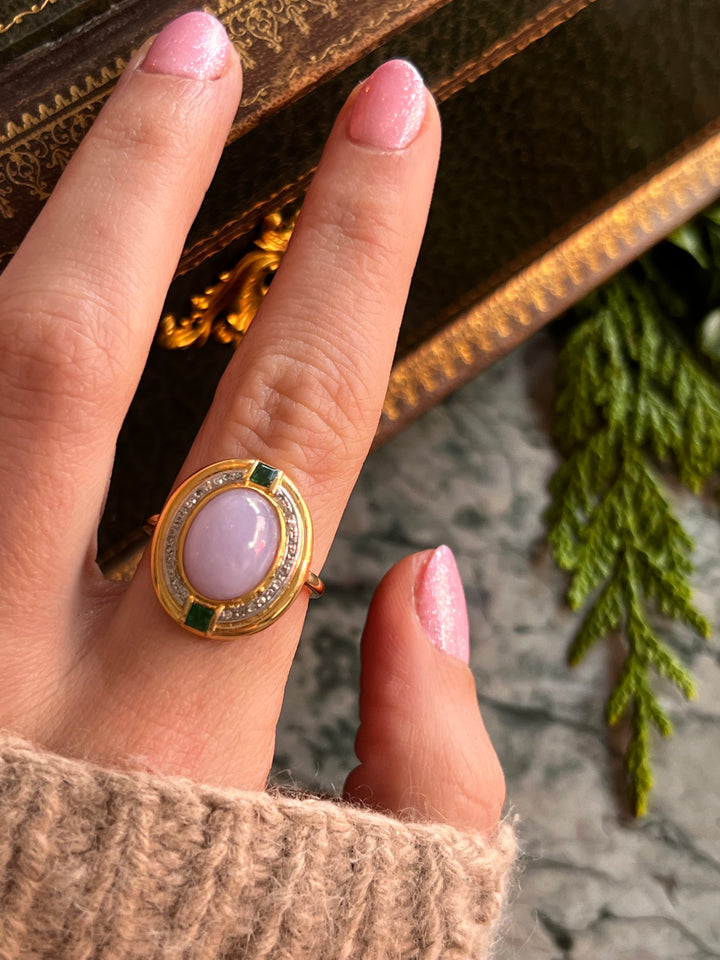 Stunning 14ct Lavender Jadeite, Diamond and Emerald Ring
