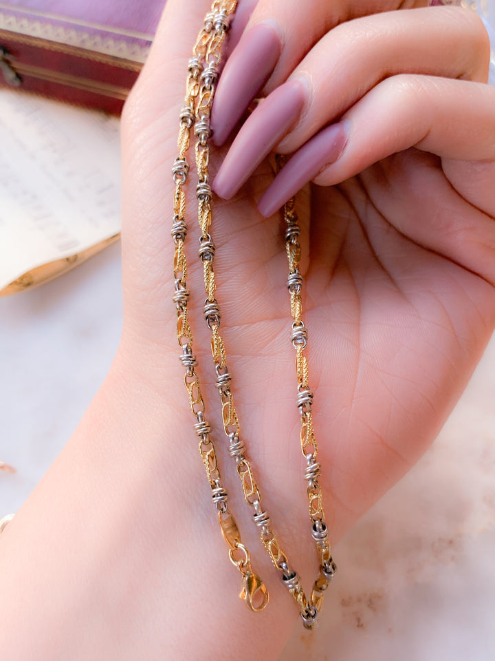 14k Two-Tone Vintage Infinity Link Chain Circa 1980 *include white ribbon*