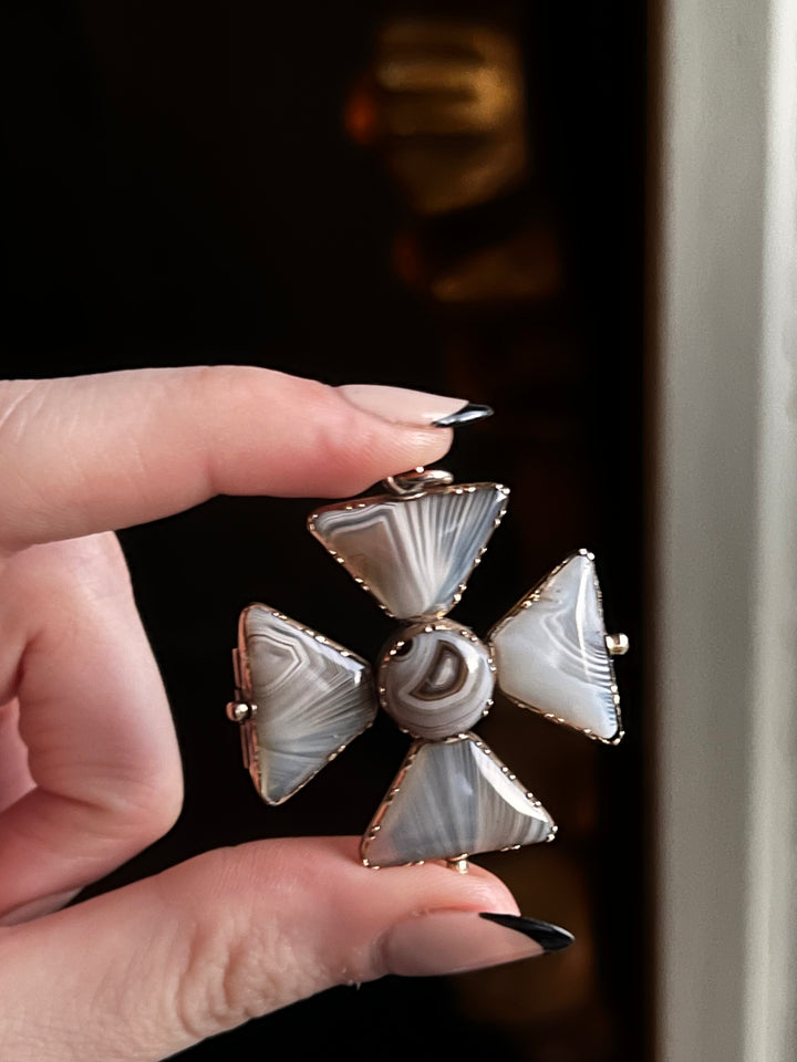 Rare Georgian Agate Cross in 15k Circa 1810