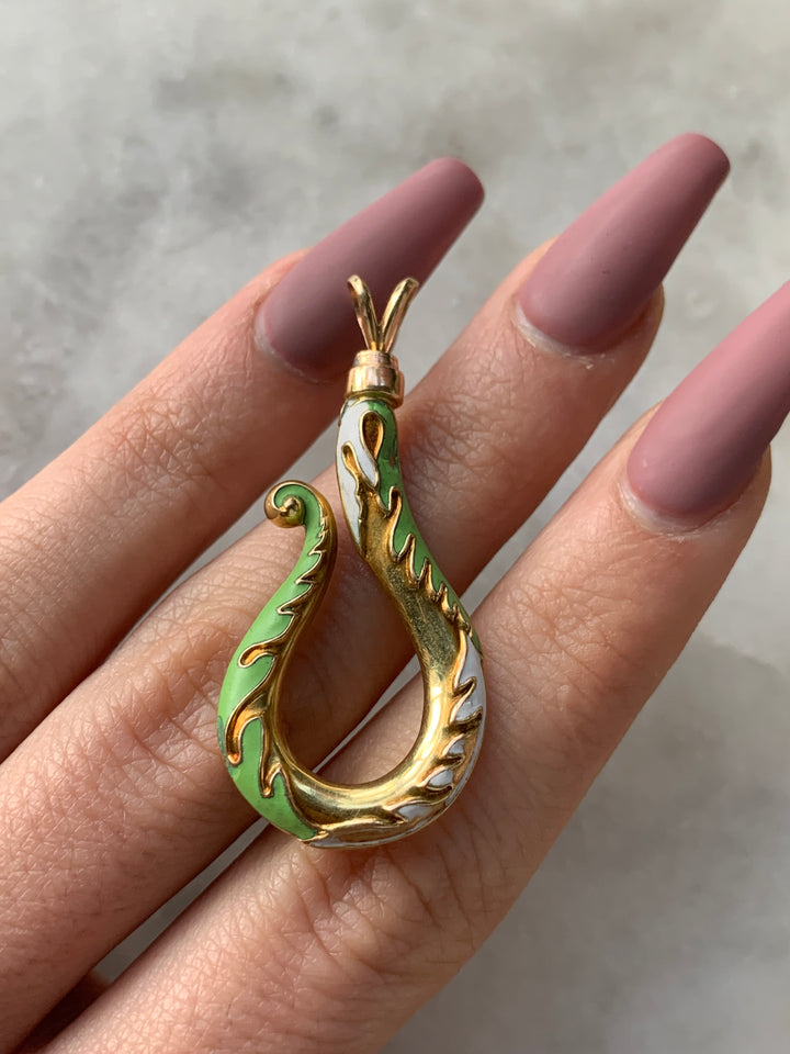 Rare Victorian S Hook in 15k with Original Enamel *Include Baci Chocolates*