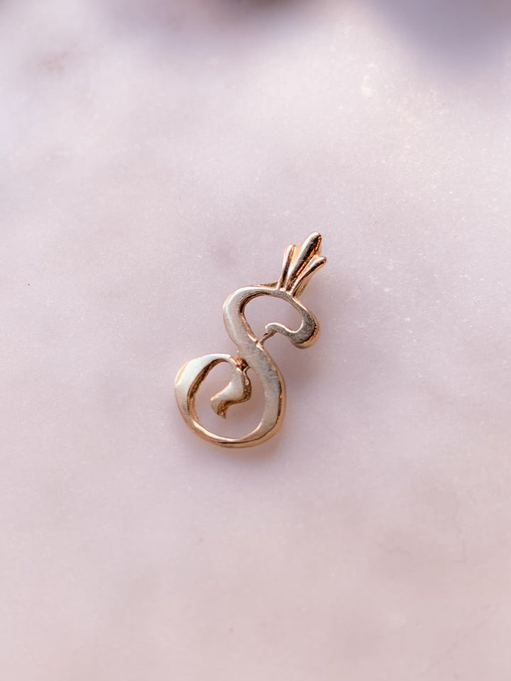 14k Vintage "S" Pendant + 14k American White and Yellow Gold Watch Chain *Include Baci Chocolates*