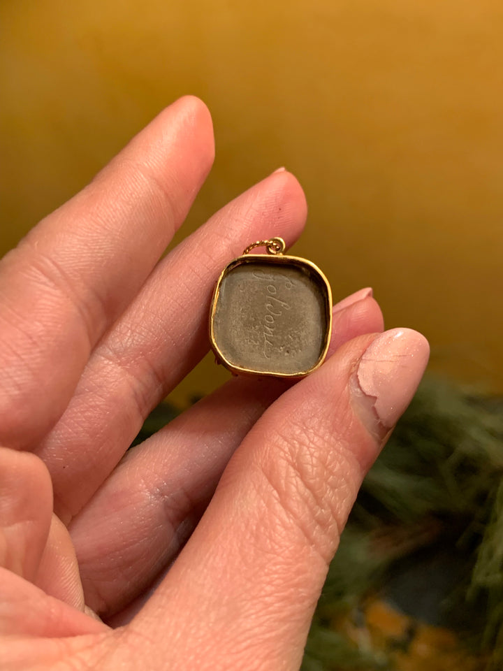 Goldoni Lava Pendant