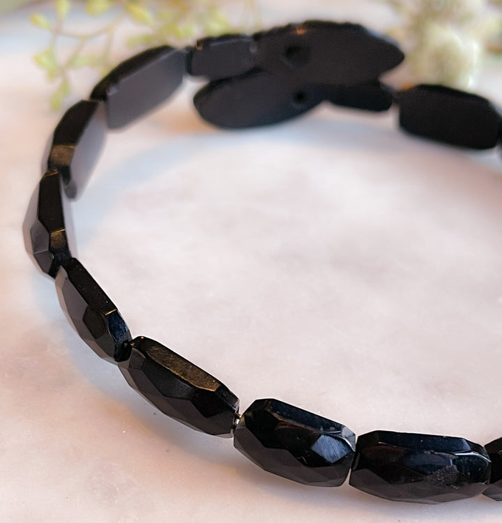 Outstanding Whitby Jet Snake Choker Circa 1840