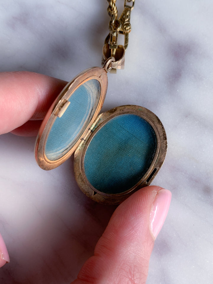 Victorian Portrait Locket of an 18th C Woman with Rose Diamonds
