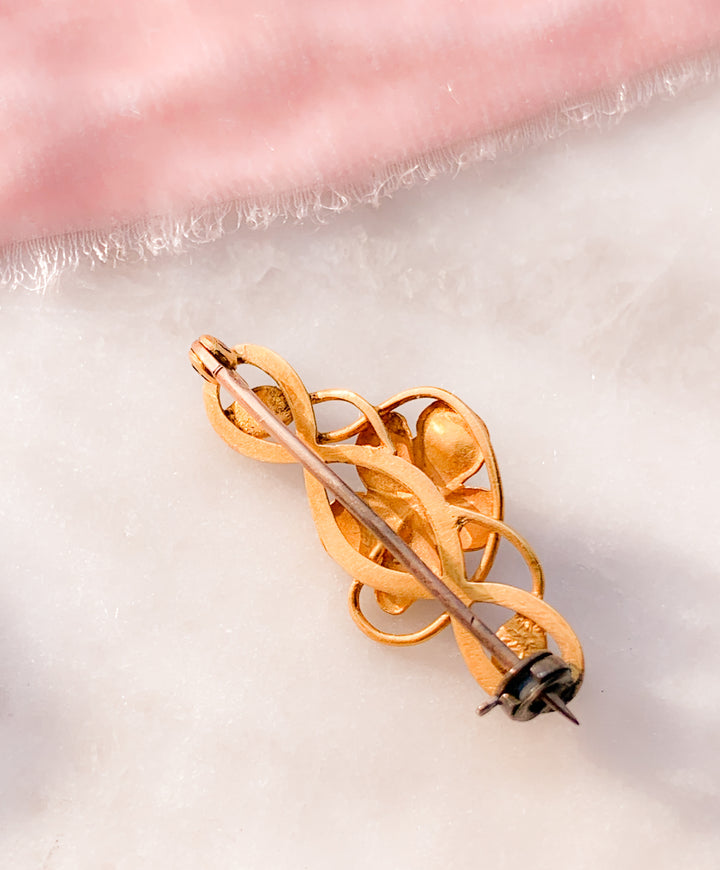 Swirling Art Nouveau Pearl brooch Circa 1910