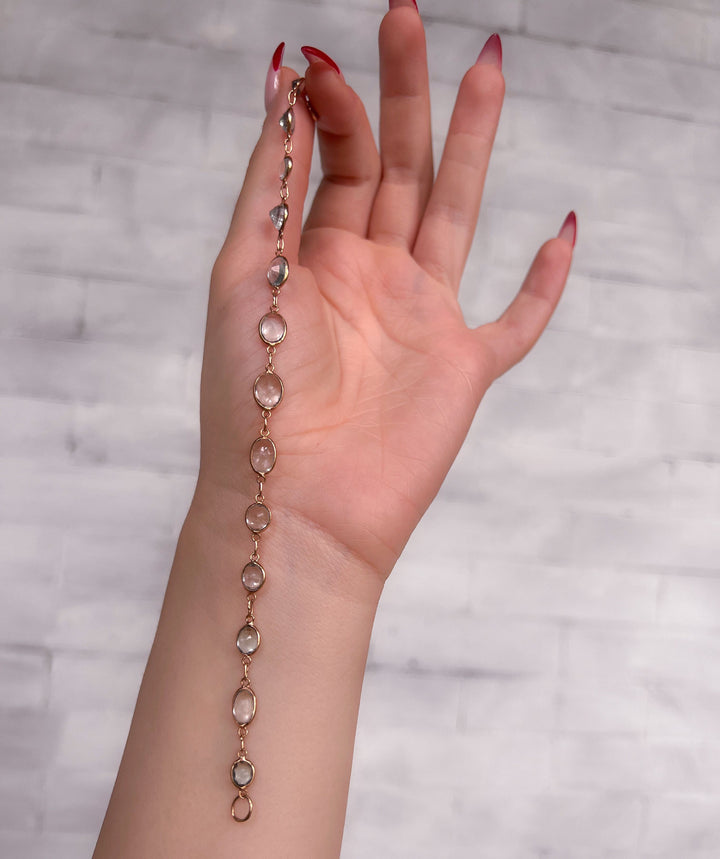 Aquamarine Station Bracelet in 9k