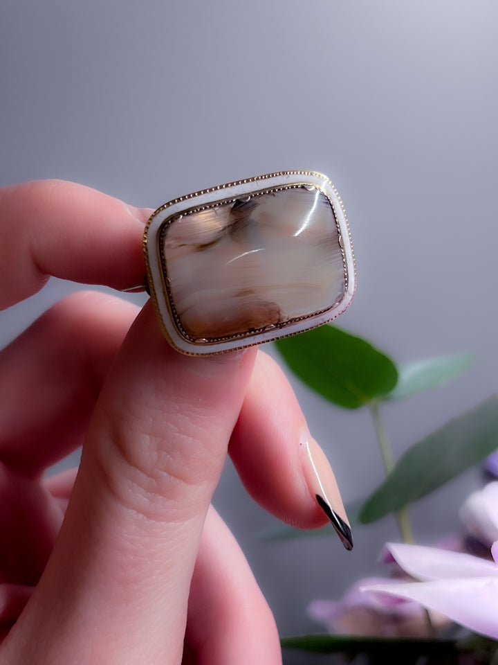 Outstanding Agate and White Enamel Brooch C 1810