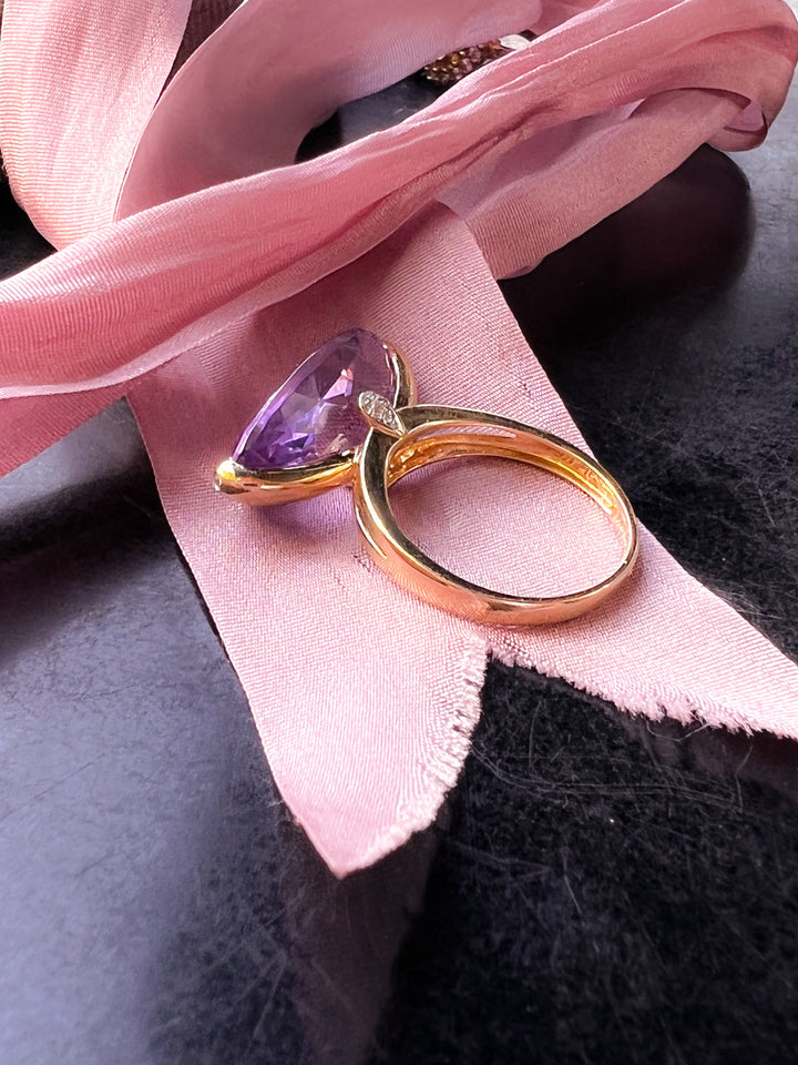 Stunning Vintage 14k Amethyst and Diamond Cocktail Ring