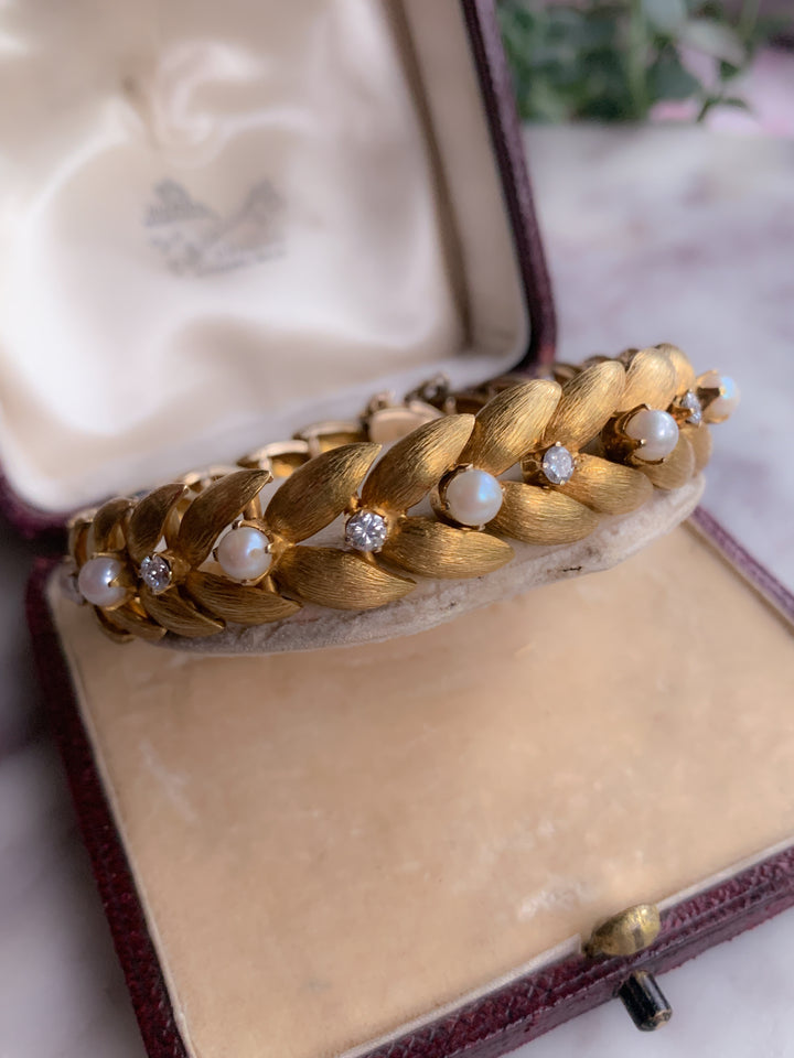 Magnificent Diamond and Pearl Bracelet with Laurel Design