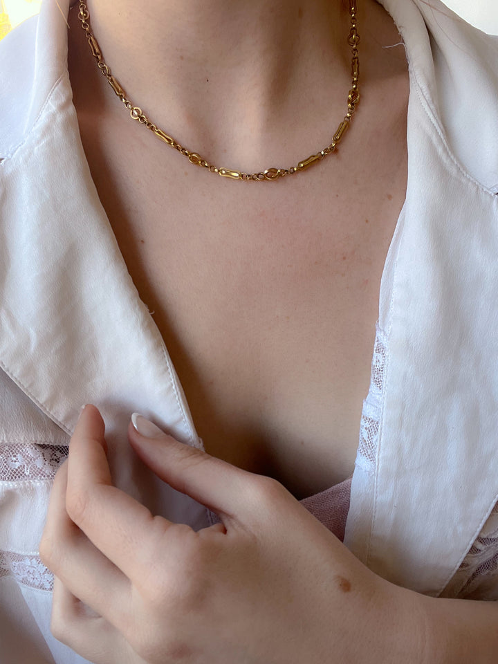 18ct French Chain With Interlocked Orbs Circa 1860