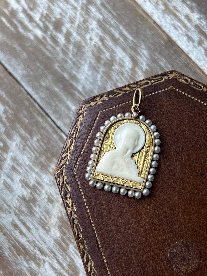Extremely Special 18ct And Pearl Virgin Mother French Pendant c 1927