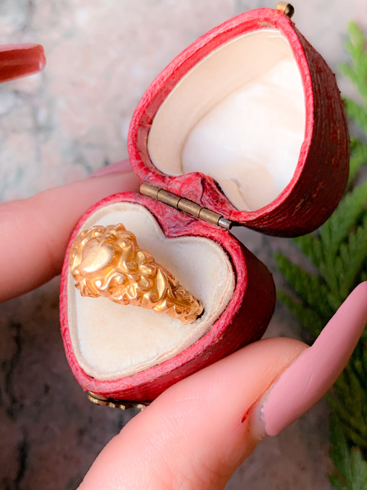 Exceptionally Rare Hollow Ring in 18k