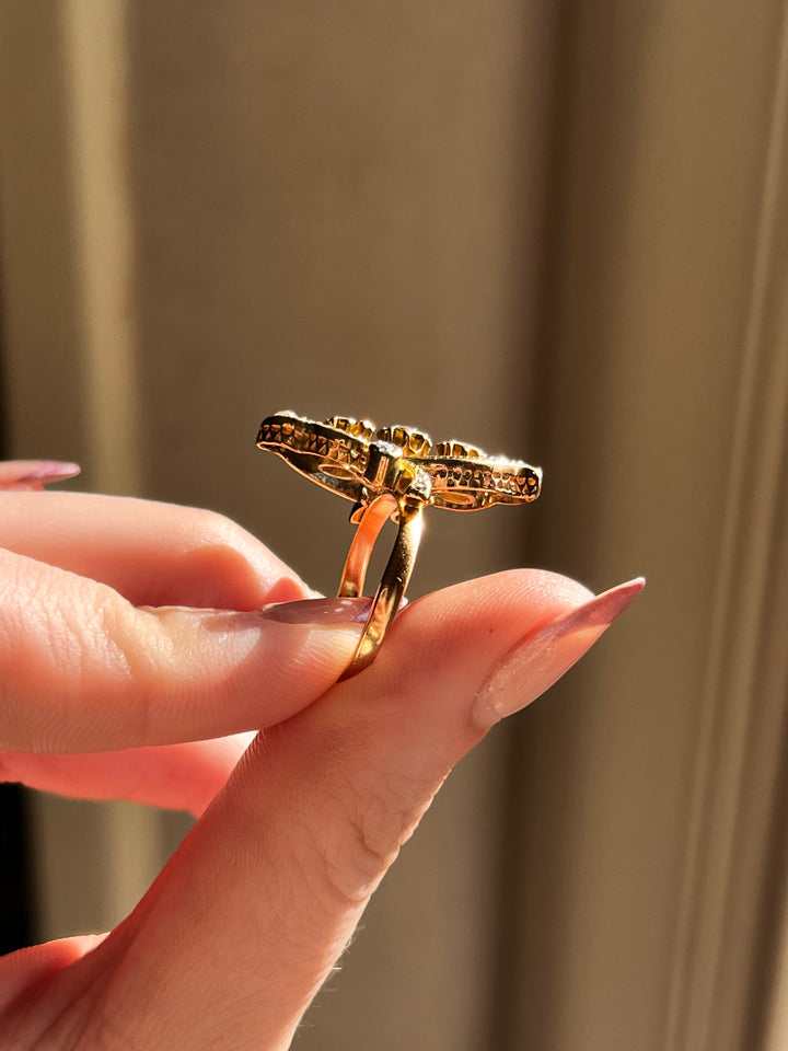 Superb Victorian Rose Cut Diamond ring in 18ct