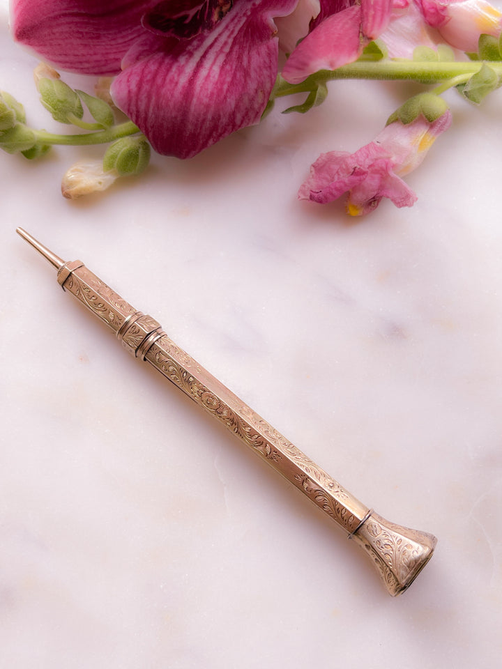 Beautiful Fully Functional 9k Gold Etched Victorian Pencil