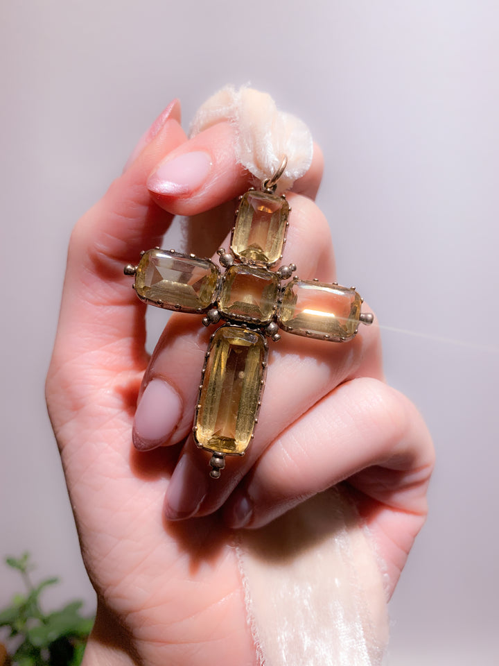 Outstanding Georgian Austinian Era Cross in 12k