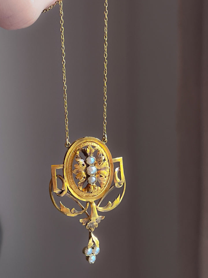 18ct Napoleón III Period Dinner Necklace with Pearls and Scrolls