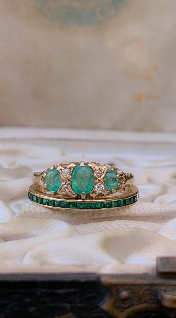 14k Emerald Stacking Band Circa 1950s-60s