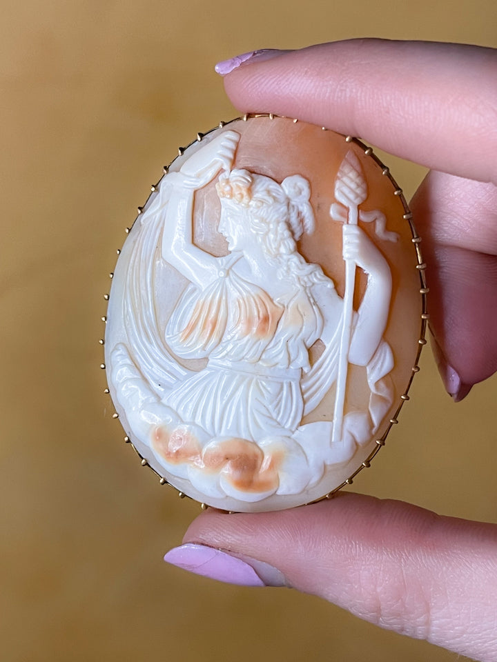 14k Bezel Set Ariadne Shell Cameo Pendant