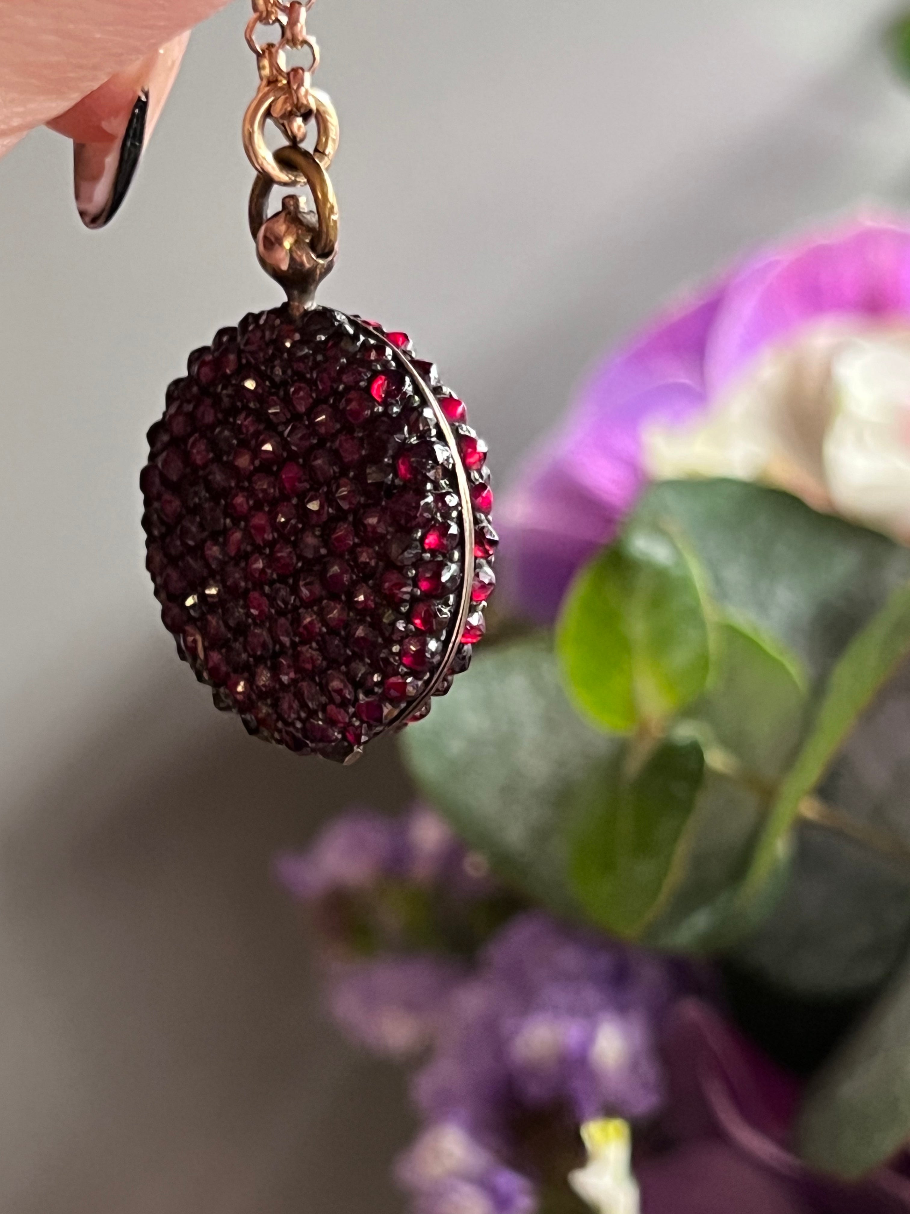 Extremely Rare Victorian Garnet Cabochon Locket With 9ct Chain