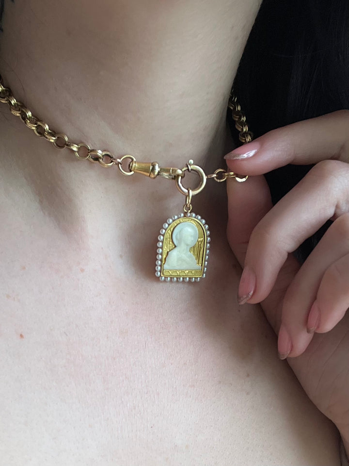 Extremely Special 18ct And Pearl Virgin Mother French Pendant c 1927