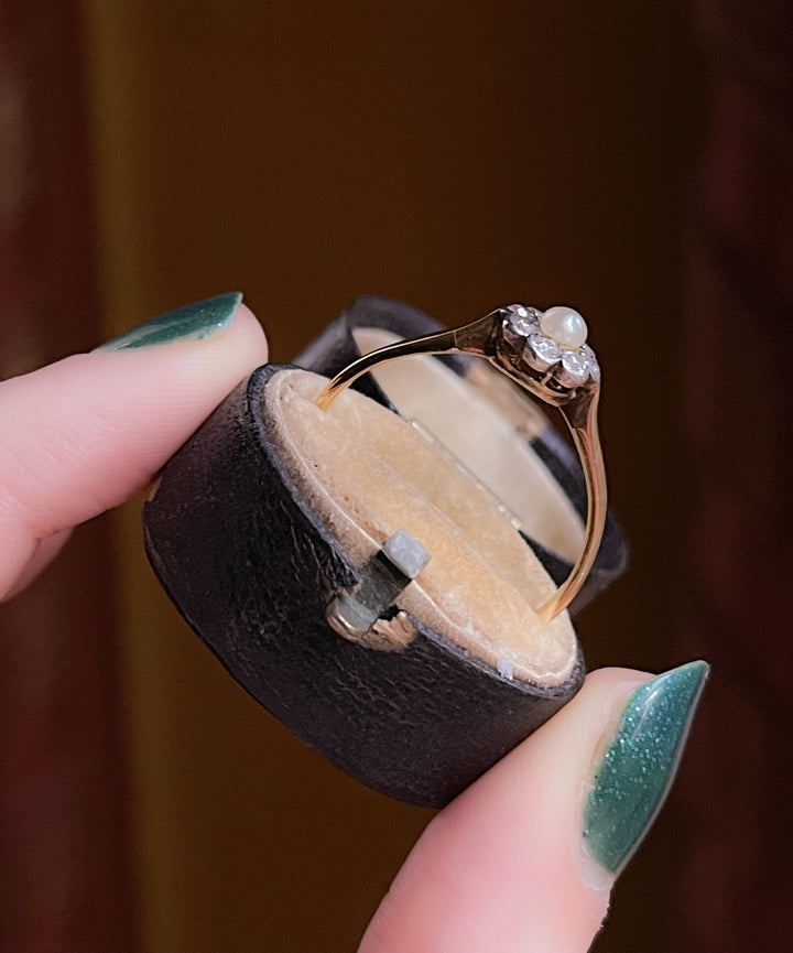 Stunning 18k Diamond and Pearl Cluster Ring