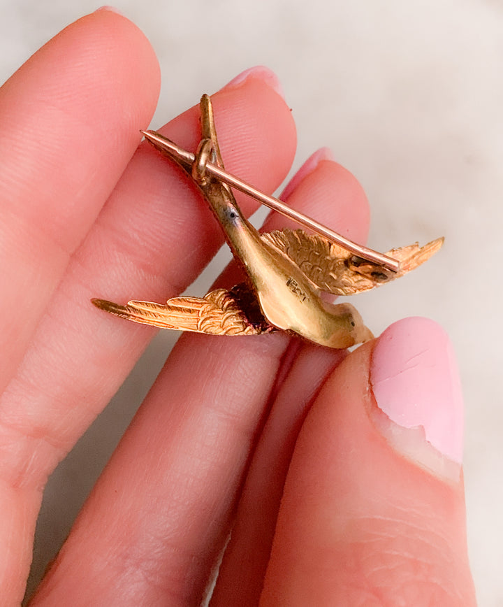 Stunning Swallow Brooch in 15k with a Ruby Eye *include green ribbon*
