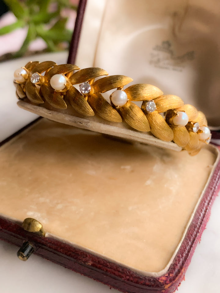 Magnificent Diamond and Pearl Bracelet with Laurel Design